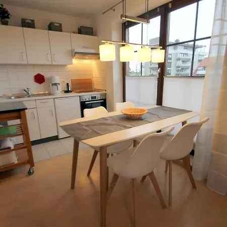 5020 - Saarstrasse 18 A Lejlighed *